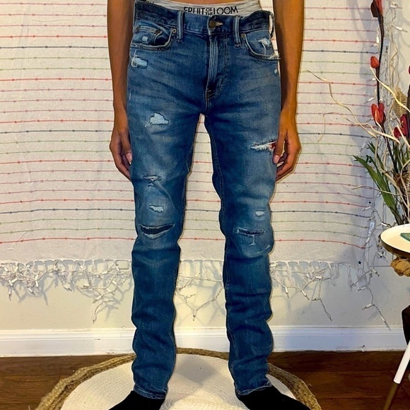 ❗️🎉HOST PICK❗️Old Navy Flex Slim Fit Plaid Ted Patch Distressed Jeans - Picture 1 of 9